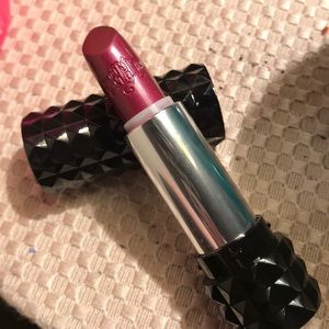 Kat Von D WOLVESMOUTH matte studded kiss lipstick